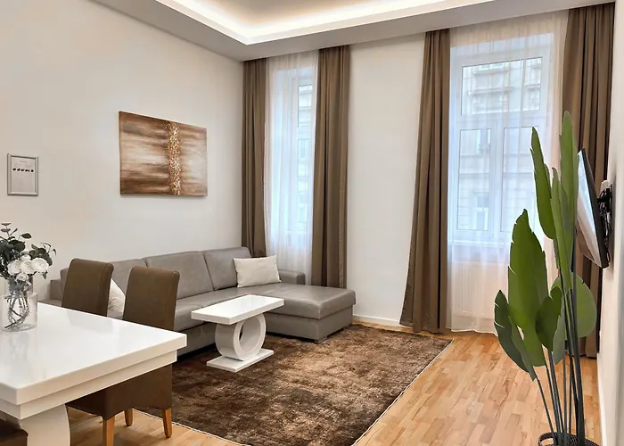 Close To Schoenbrunn I Bright Flat, Fast Wifi